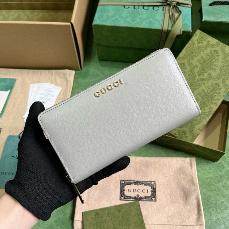 G*u*i wallets & purse